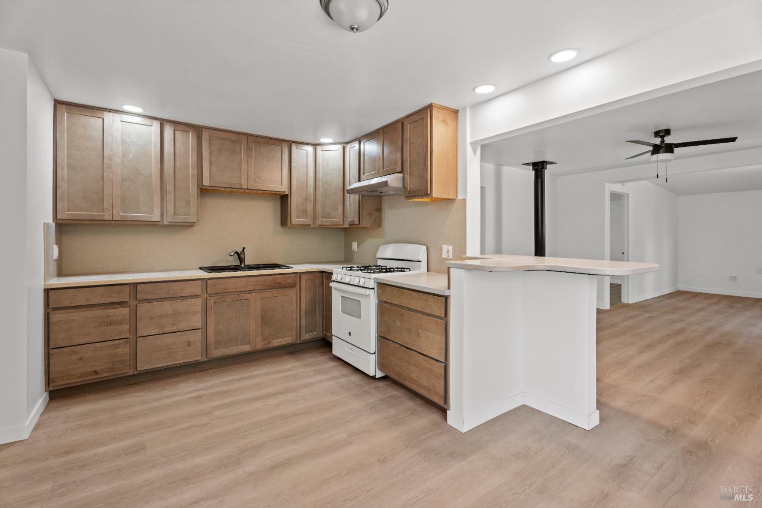 2025 Valley Road Willits, CA 95490 - Photo 9 of 20