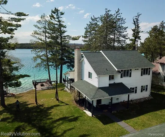 $510,000 | 19896 Eastside Drive, Atlanta, MI 49709