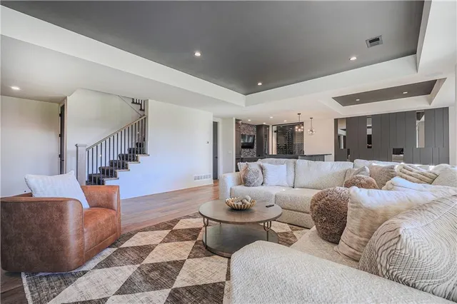 $1,460,000 | 5818 North Lucerne Avenue, Kansas City, MO 64151