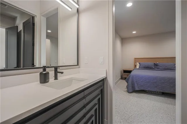 $1,460,000 | 5818 North Lucerne Avenue, Kansas City, MO 64151