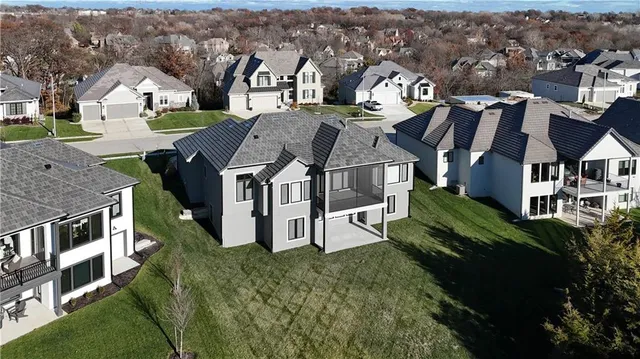 $1,460,000 | 5818 North Lucerne Avenue, Kansas City, MO 64151