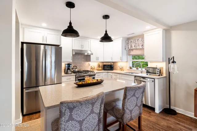 $1,100,000 | 70 Byram Terrace Drive, Greenwich, CT 06831