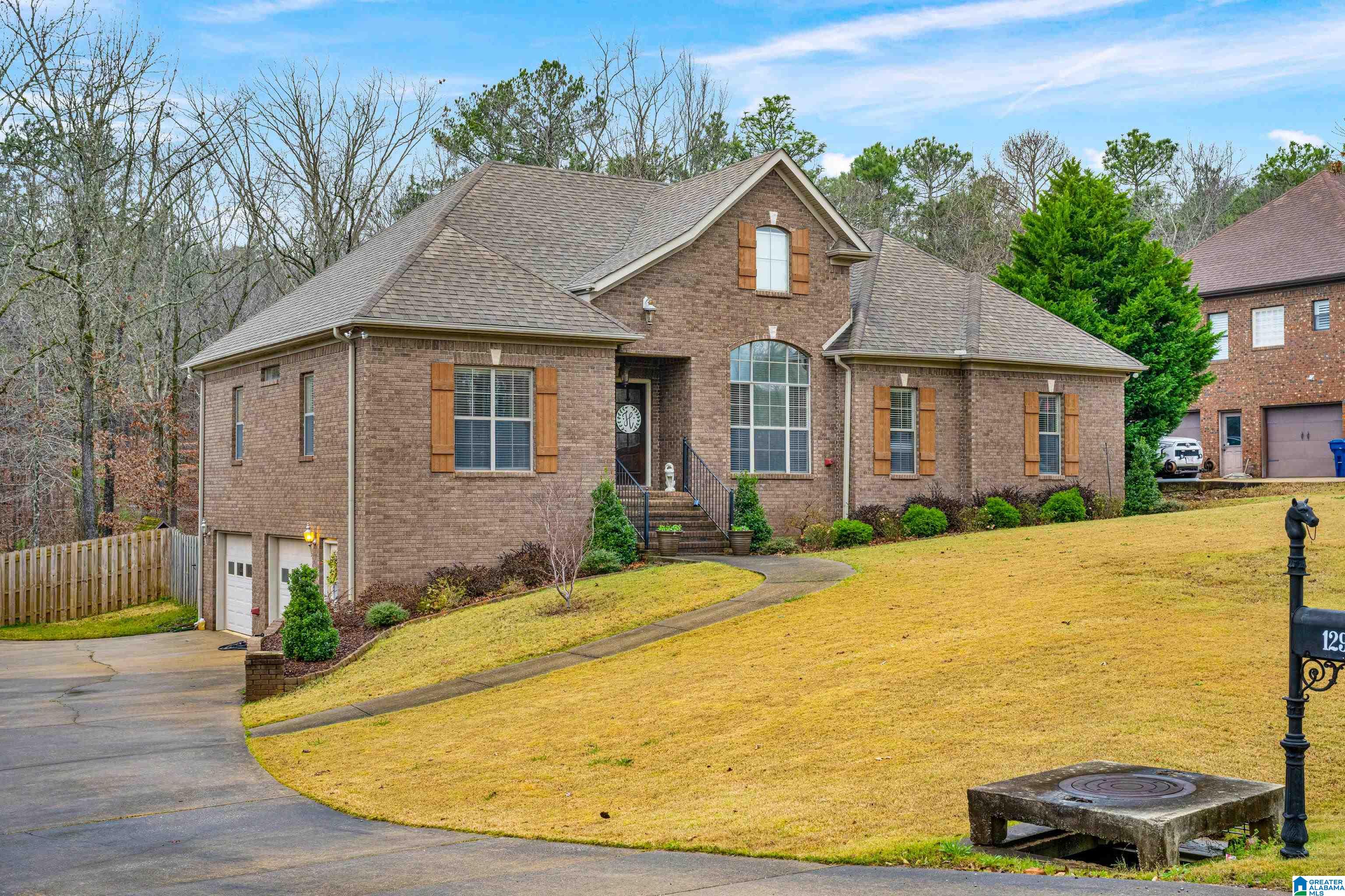 129 Shetland Trail Alabaster, AL 35007 - Photo 2 of 35