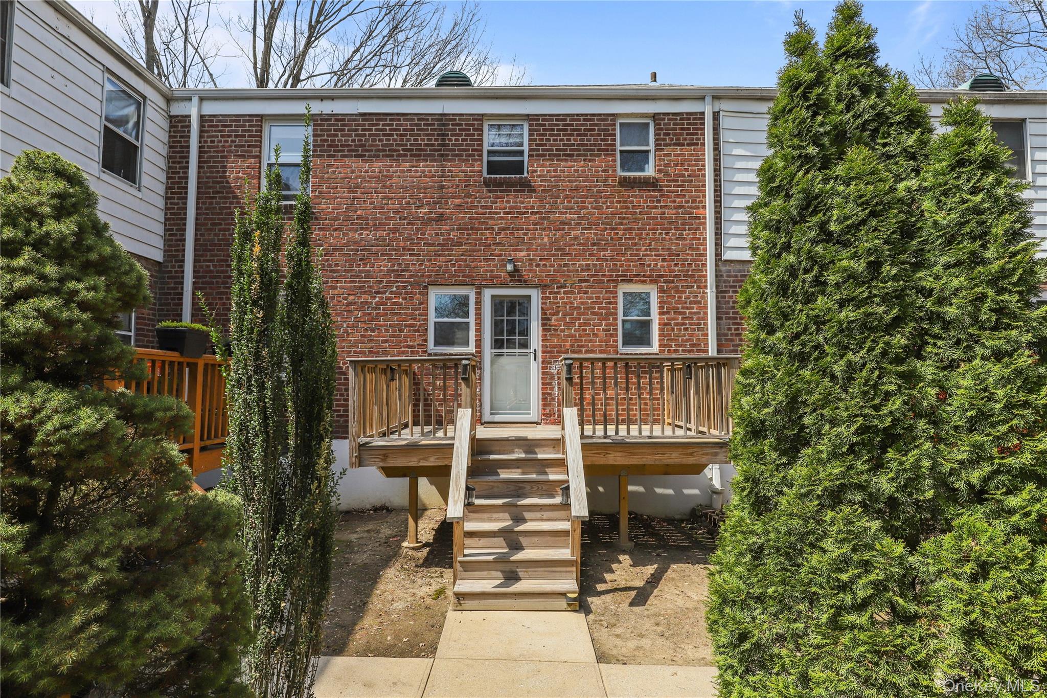2 Peck Avenue, Unit 27A Rye, NY 10580 - Photo 12 of 15 View Facing Back Deck