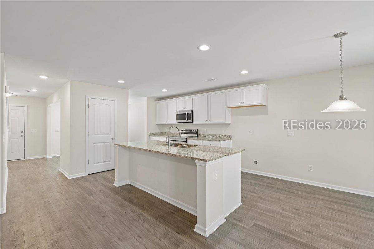 29 Kingswood Path Bluffton, SC 29910 - Photo 5 of 28