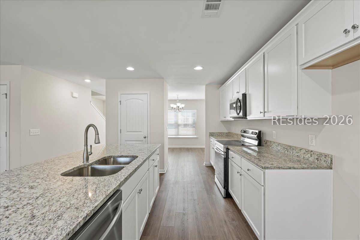 29 Kingswood Path Bluffton, SC 29910 - Photo 6 of 28