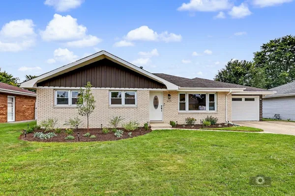 $449,500 | 605 Gloria Street, Lockport, IL 60441