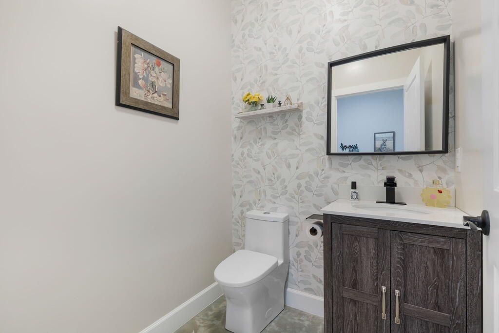 803 Comanche Ridge Round Mountain, TX 78663 - Photo 27 of 43 Gallery Image 27