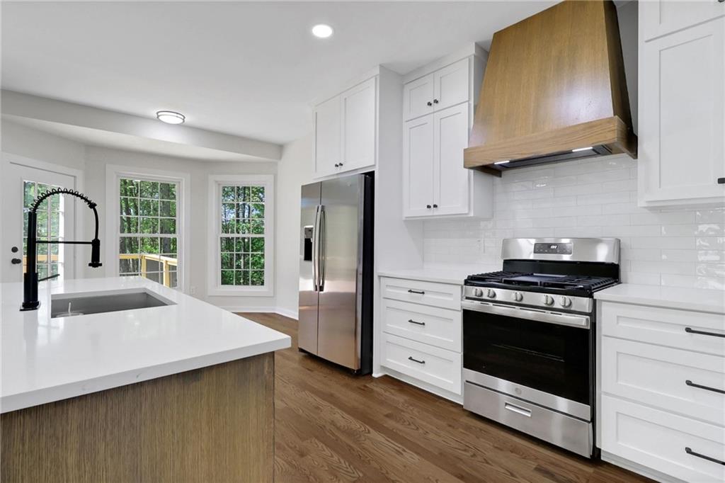 6259 Spring Lake Drive Flowery Branch, GA 30542 - Photo 16 of 75