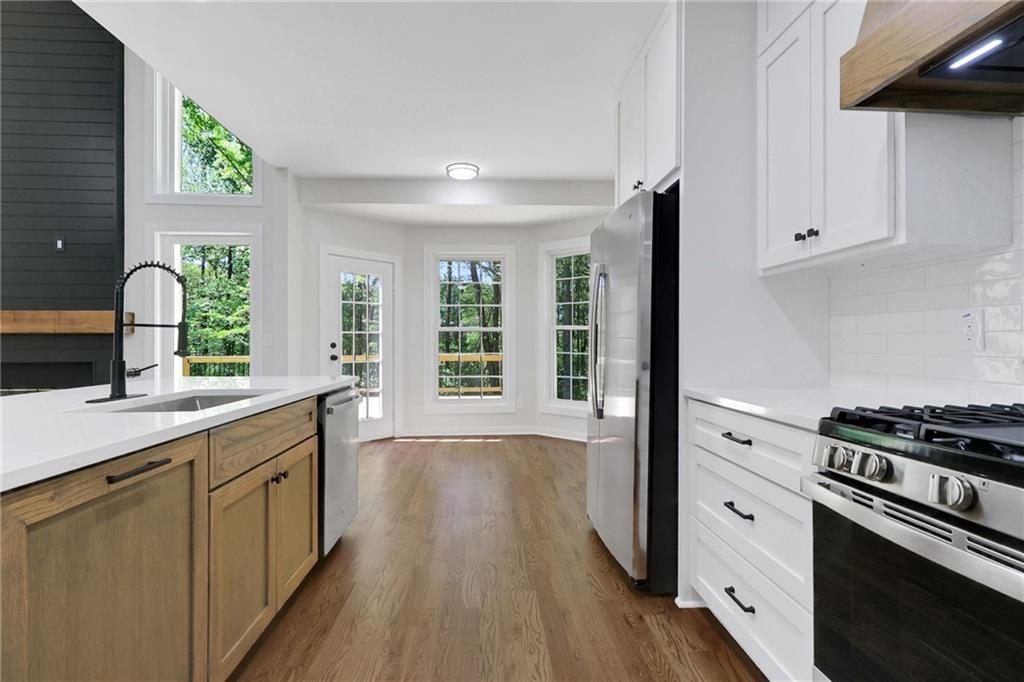 6259 Spring Lake Drive Flowery Branch, GA 30542 - Photo 17 of 75