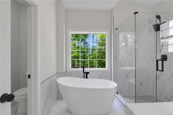 $599,900 | 6259 Spring Lake Drive, Flowery Branch, GA 30542