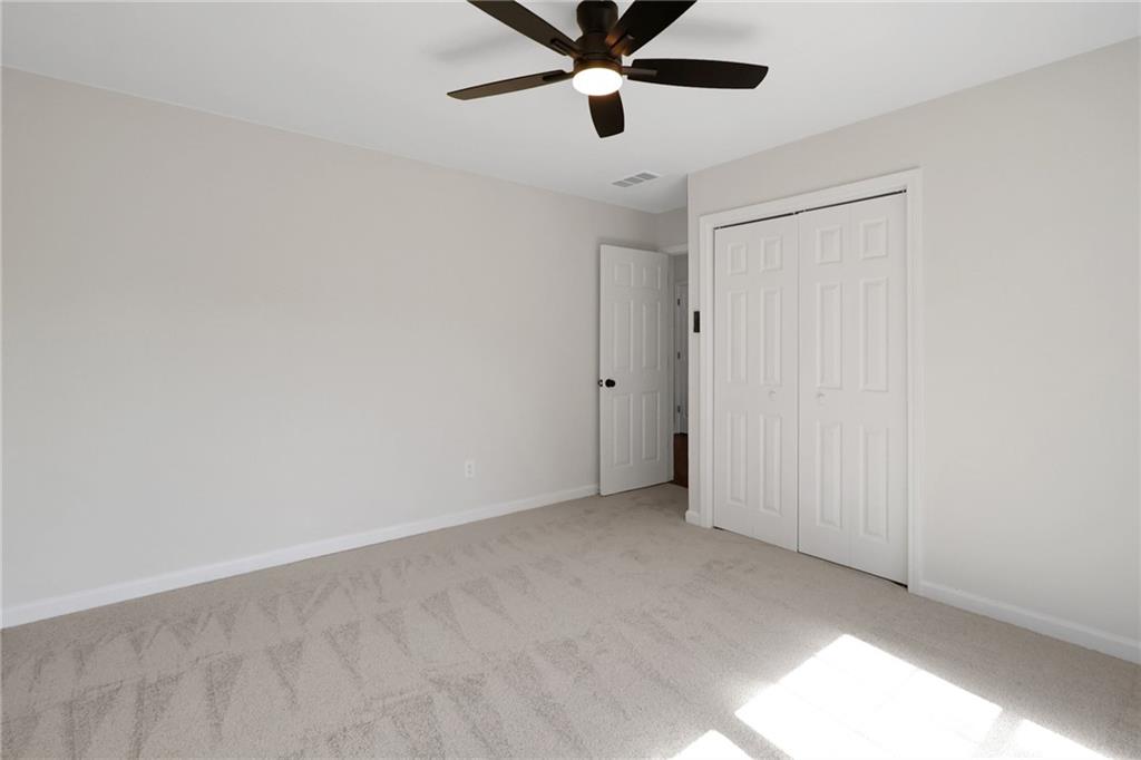 6259 Spring Lake Drive Flowery Branch, GA 30542 - Photo 39 of 75