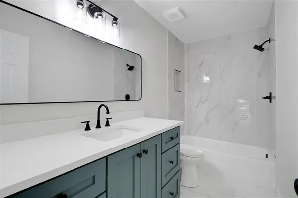 $599,900 | 6259 Spring Lake Drive, Flowery Branch, GA 30542