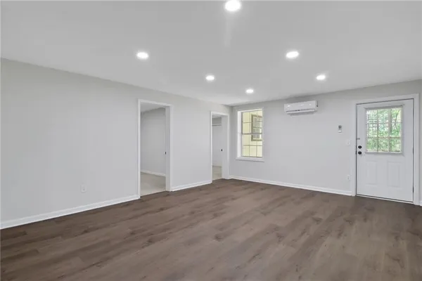 $599,900 | 6259 Spring Lake Drive, Flowery Branch, GA 30542