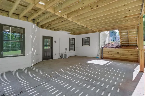 $599,900 | 6259 Spring Lake Drive, Flowery Branch, GA 30542