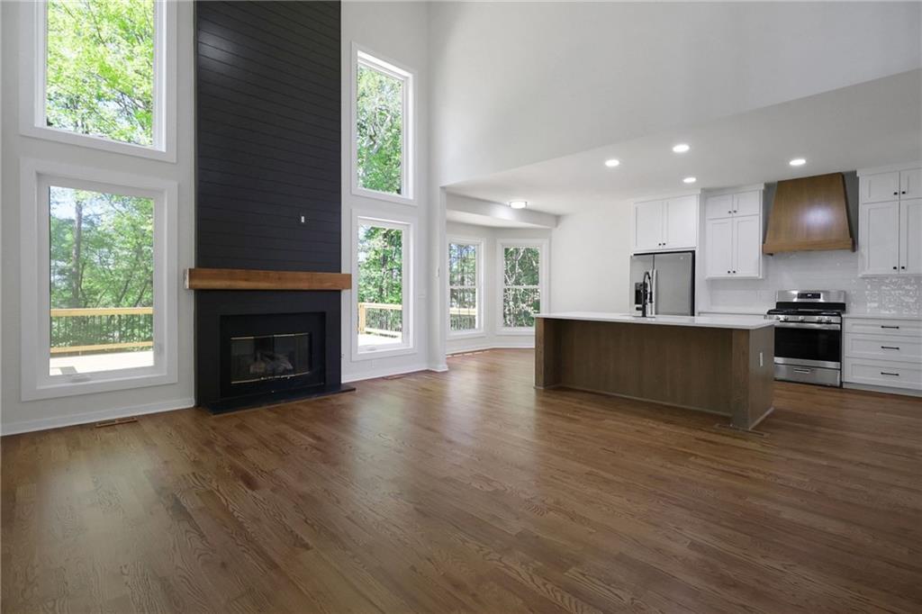 6259 Spring Lake Drive Flowery Branch, GA 30542 - Photo 9 of 75