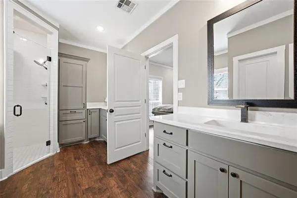 $490,000 | 1130 North Lone Star Parkway, McGregor, TX 76657