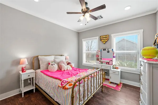 $490,000 | 1130 North Lone Star Parkway, McGregor, TX 76657