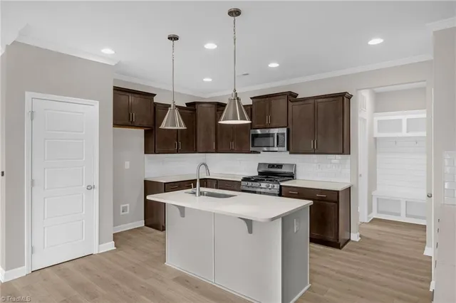 $369,900 | 904 Beeson Court, Clemmons, NC 27012