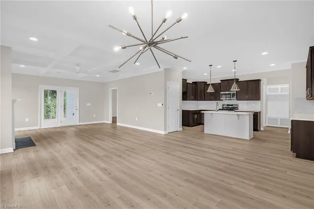 $369,900 | 904 Beeson Court, Clemmons, NC 27012