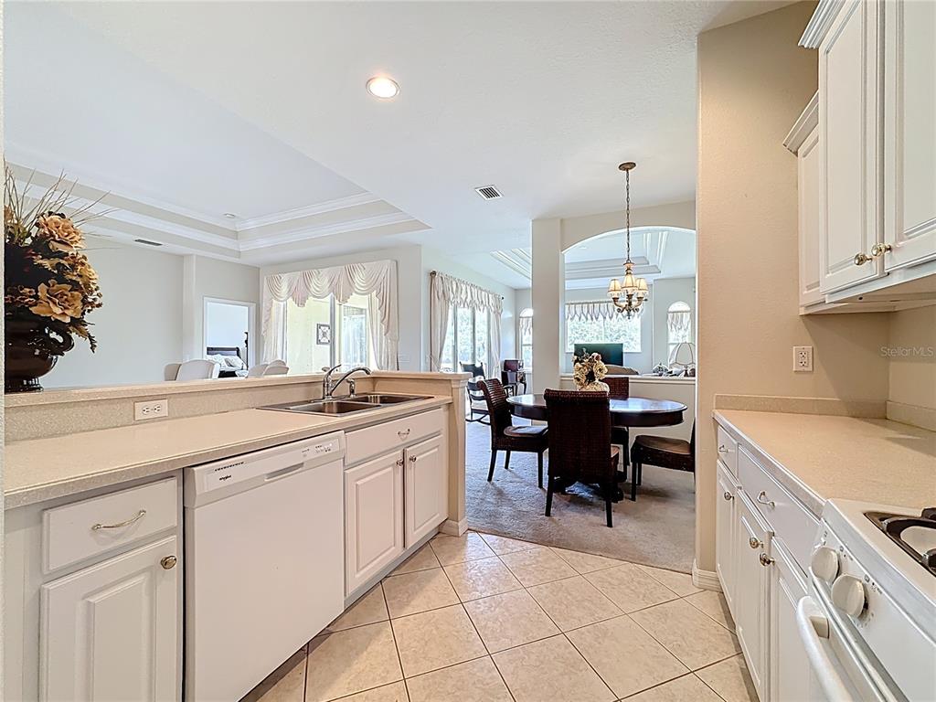 8721 Stone Harbour Loop Bradenton, FL 34212 - Photo 20 of 71