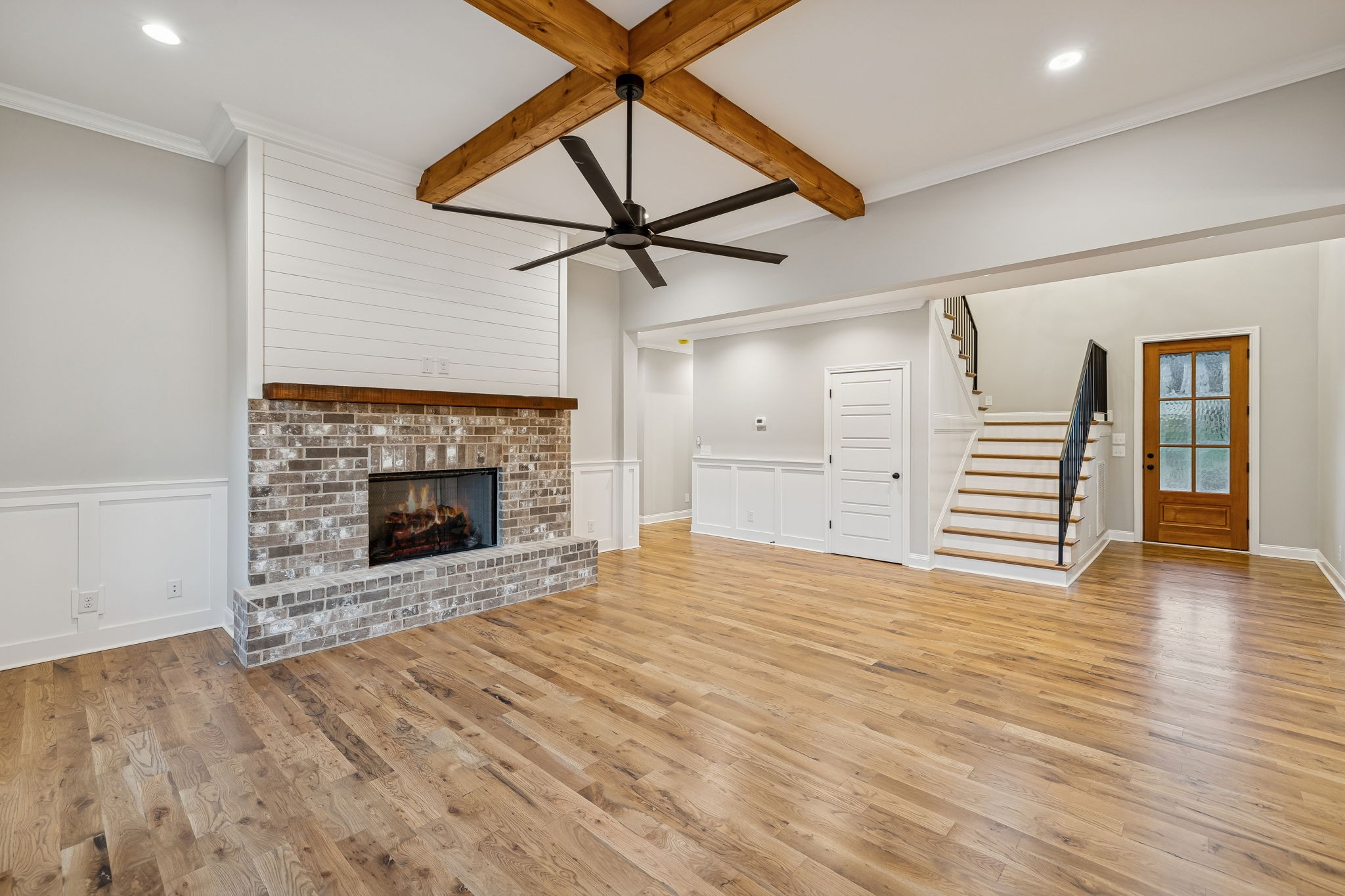 13645 Cainsville Road Lebanon, TN 37090 - Photo 12 of 60 a view of empty room with wooden floor and fan
