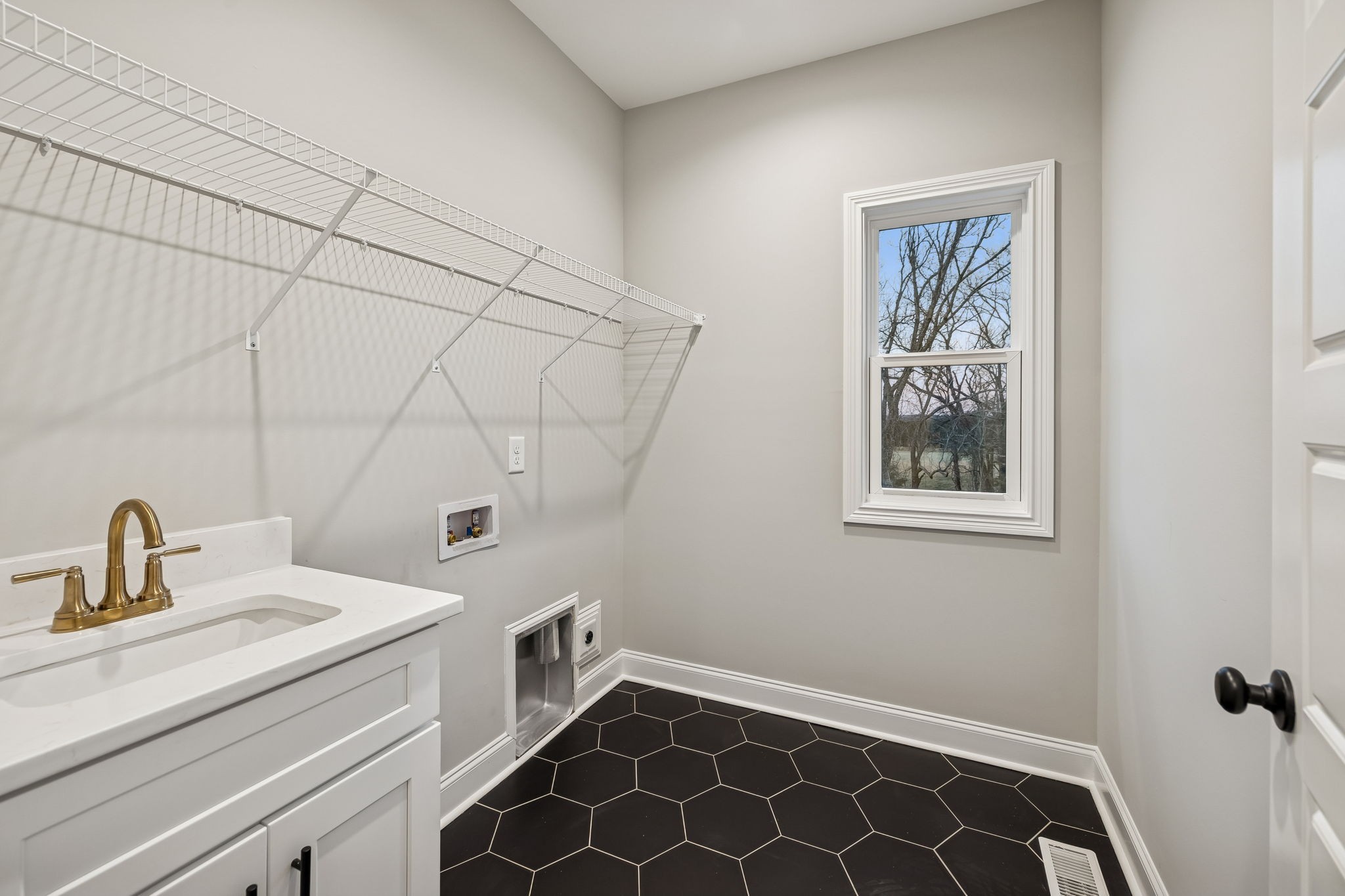 13645 Cainsville Road Lebanon, TN 37090 - Photo 19 of 60 a bathroom with a sink and a mirror