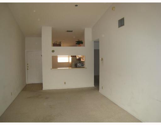 3355 Jaywood Terrace, Unit J212 Boca Raton, FL 33431 - Photo 4 of 10 Additional Photo