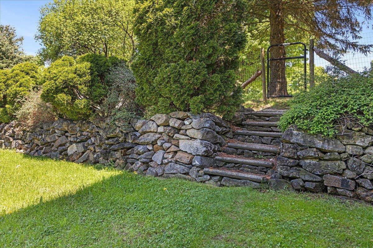 2206 Highgate Road Swanton, VT 05478 - Photo 46 of 50