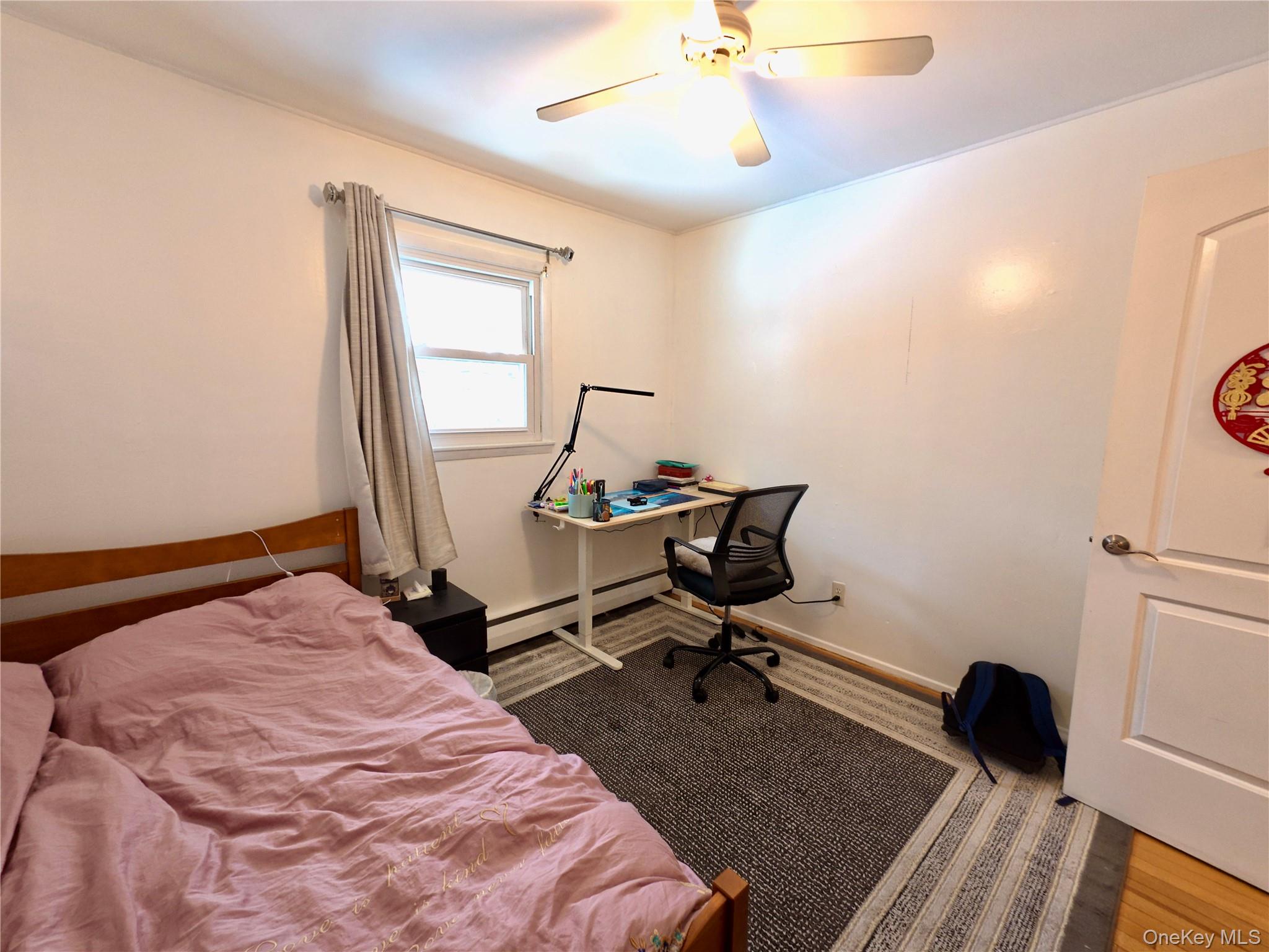 10 Kings Park Road Commack, NY 11725 - Photo 15 of 36