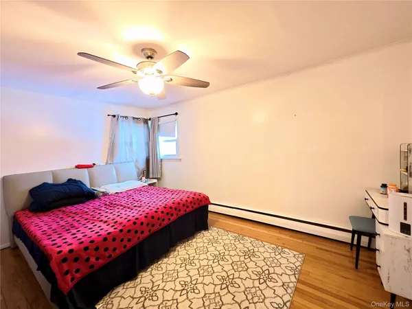 $739,000 | 10 Kings Park Road, Commack, NY 11725