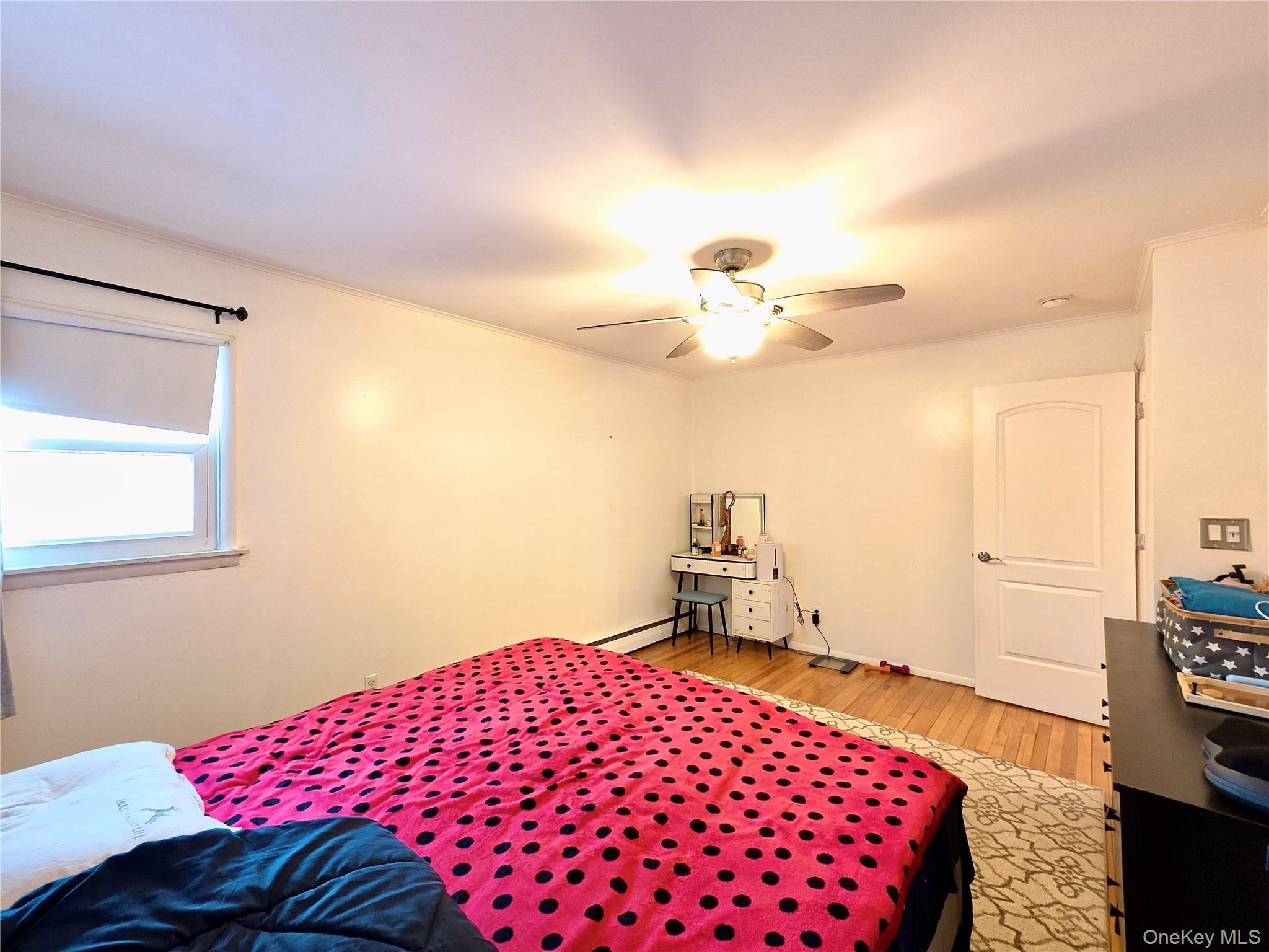 10 Kings Park Road Commack, NY 11725 - Photo 22 of 36