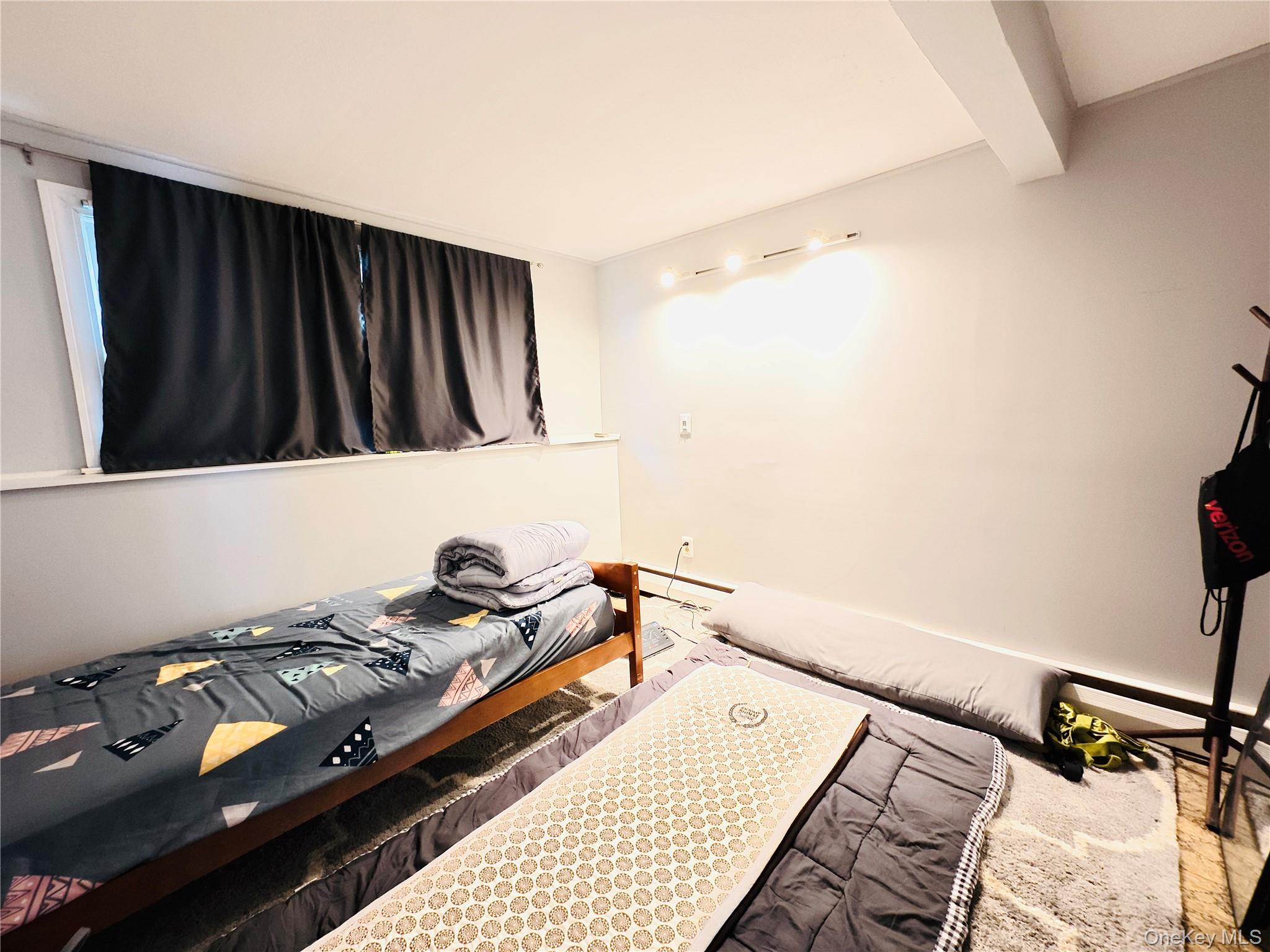 10 Kings Park Road Commack, NY 11725 - Photo 23 of 36