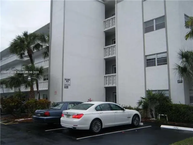 $269,000 | 608 Northeast 2nd Street, Unit 133, Dania Beach, FL 33004