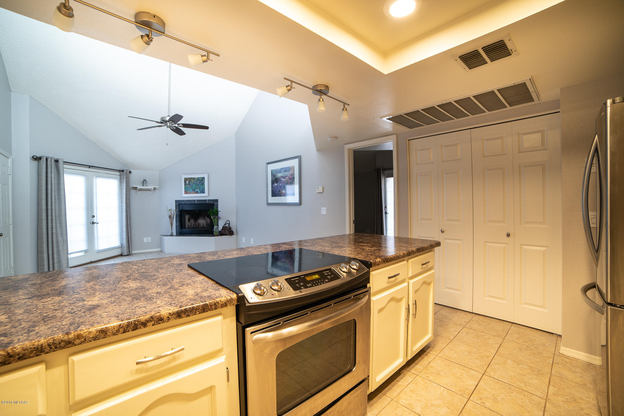 1200 East River Road, Unit L163 Tucson, AZ 85718 - Photo 11 of 35