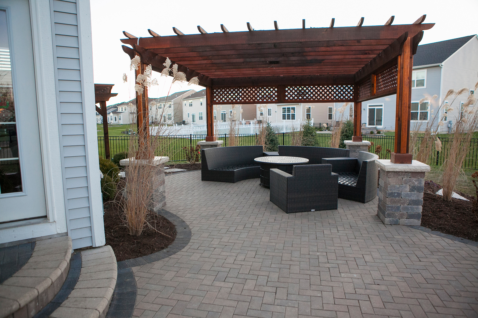 5718 Oak Ridge Way Lisle, IL 60532 - Photo 2 of 29 a view of living room filled with furniture