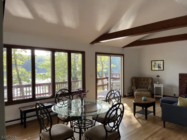 $670,000 | 6 Jans Way, Andover, NJ 07821