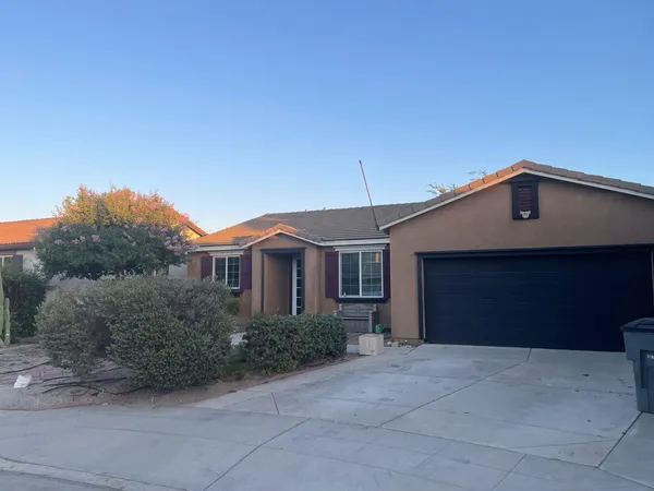 $449,777 | 6671 East Harwood Avenue, Fresno, CA 93727