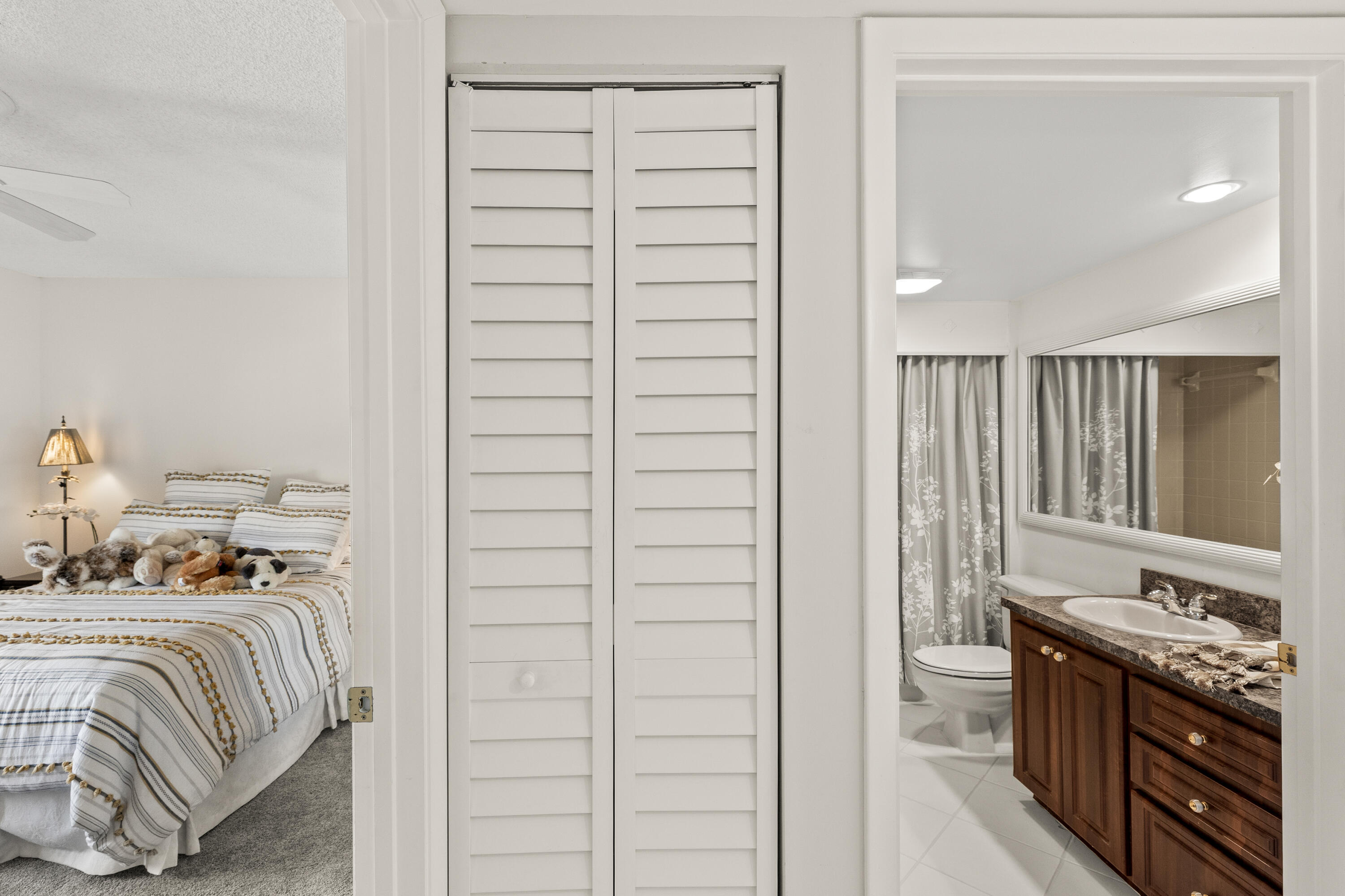 6073 Balboa Circle, Unit 303 Boca Raton, FL 33433 - Photo 21 of 31 20250628-20250628-CW5A6636