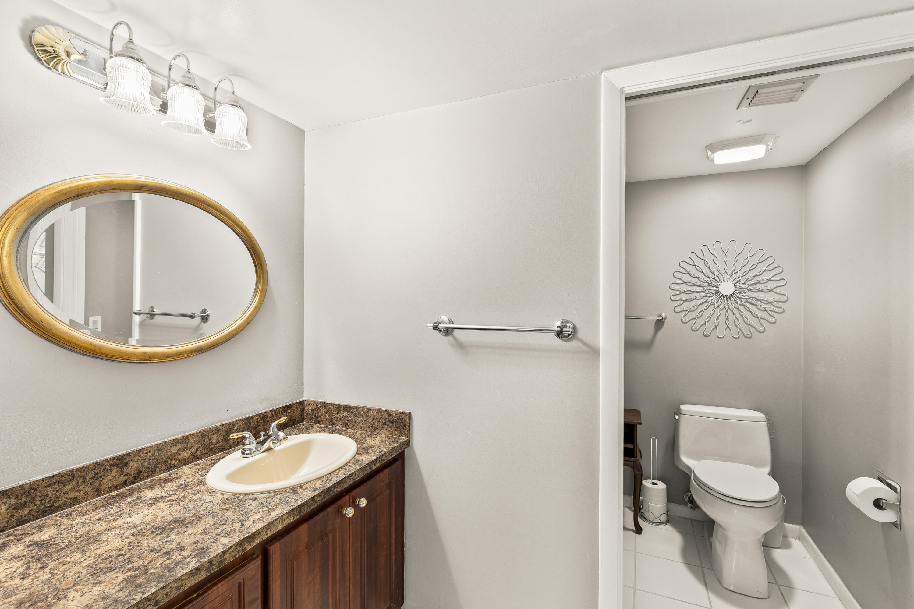 6073 Balboa Circle, Unit 303 Boca Raton, FL 33433 - Photo 25 of 31 20250628-20250628-CW5A6577