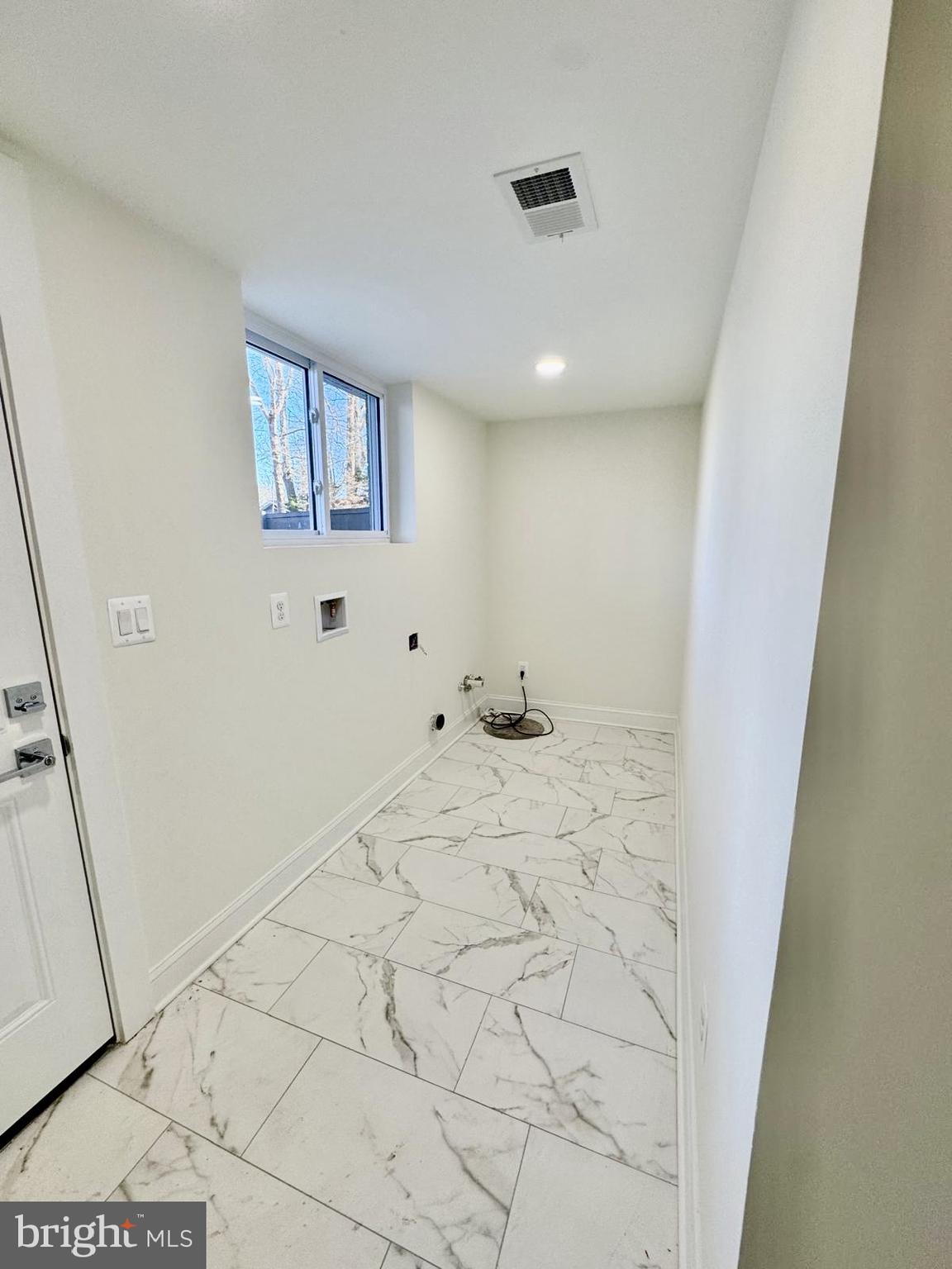 7023 Dolphin Road Lanham, MD 20706 - Photo 30 of 47 a view of room