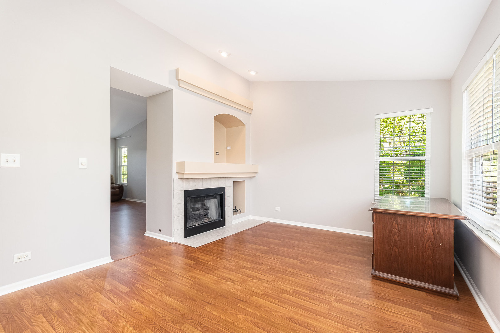 2404 Golf Ridge Circle Naperville, IL 60563 - Photo 8 of 14