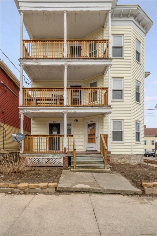 308 Willow Street Woonsocket, RI 02895 - Photo 1 of 23 Gallery Image 1