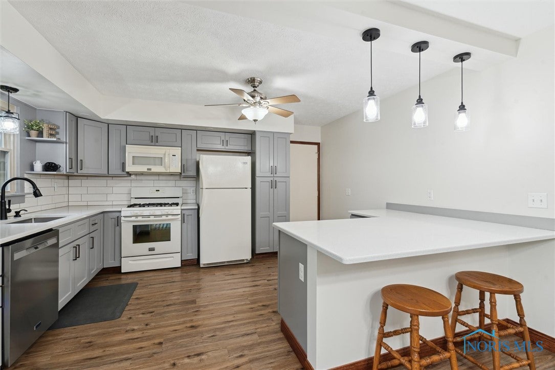824 Edgehill Road Findlay, OH 45840 - Photo 12 of 50 Kitchen