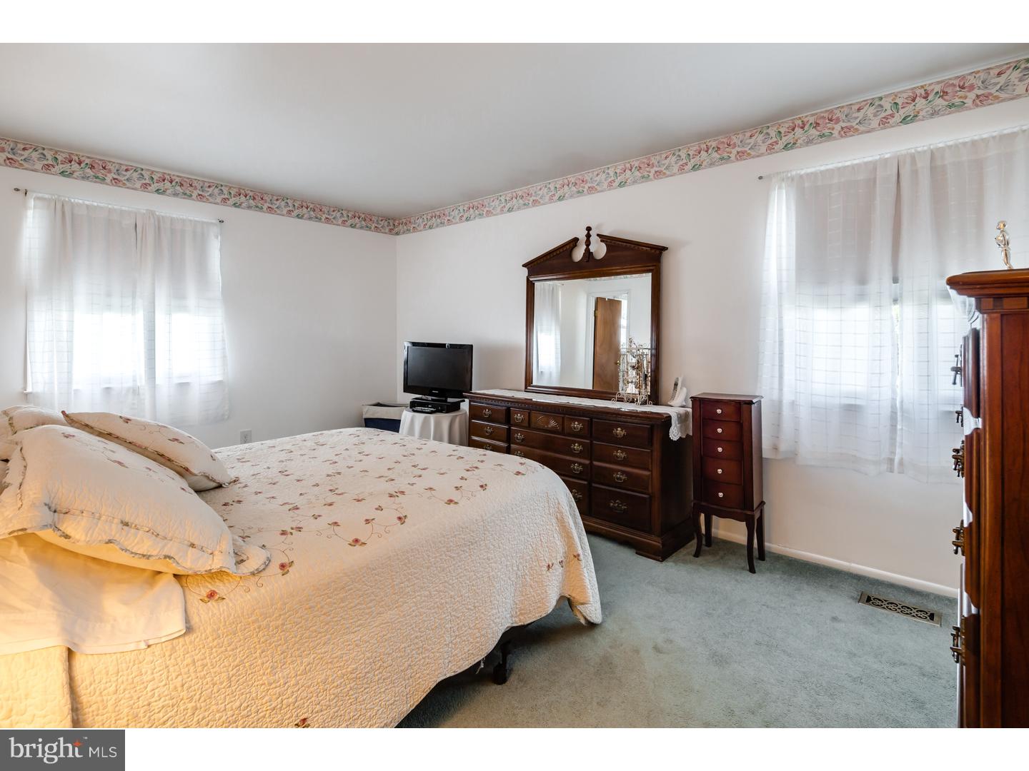 3829 Red Lion Road Philadelphia, PA 19114 - Photo 16 of 25 Bedroom