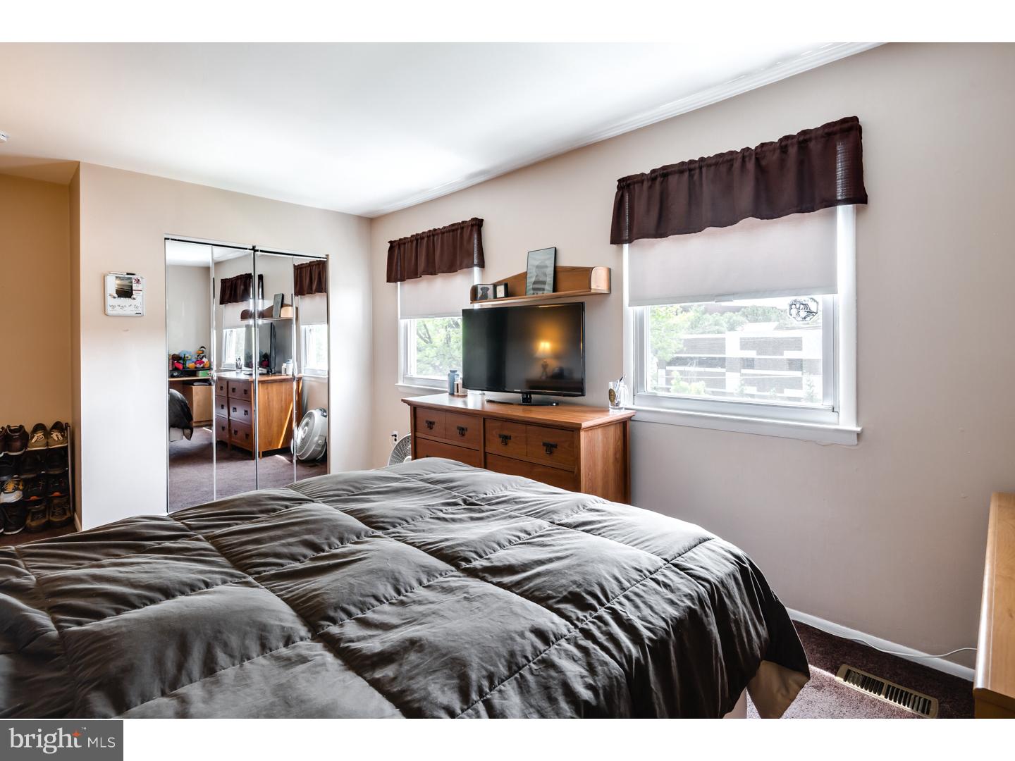 3829 Red Lion Road Philadelphia, PA 19114 - Photo 22 of 25 Bedroom