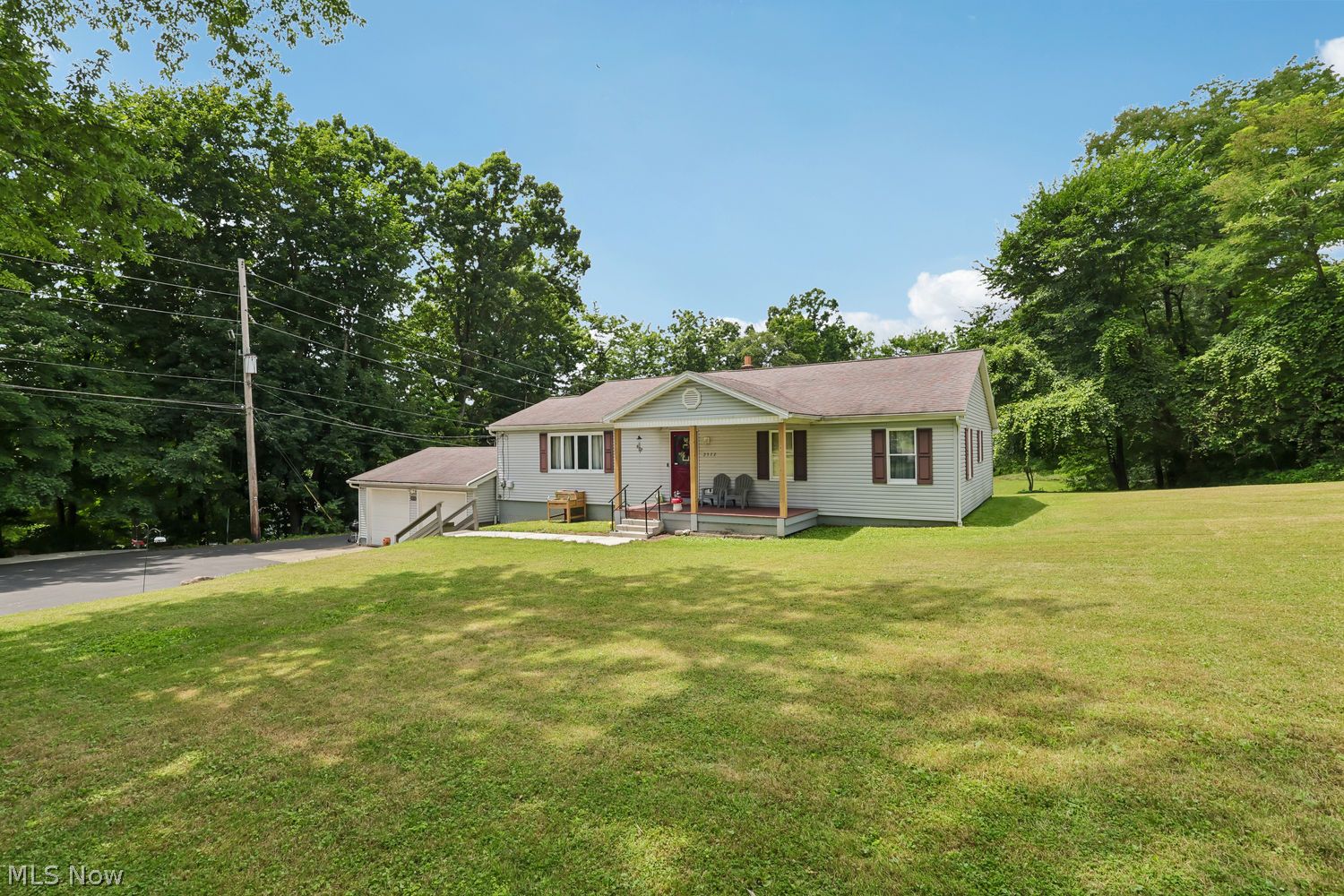 2572 South Hubbard Road Lowellville, OH 44436 - Photo 2 of 43