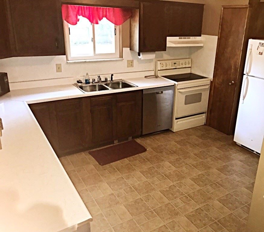 336 South Lincoln Road Bay City, MI 48708 - Photo 8 of 10 Gallery Image 8