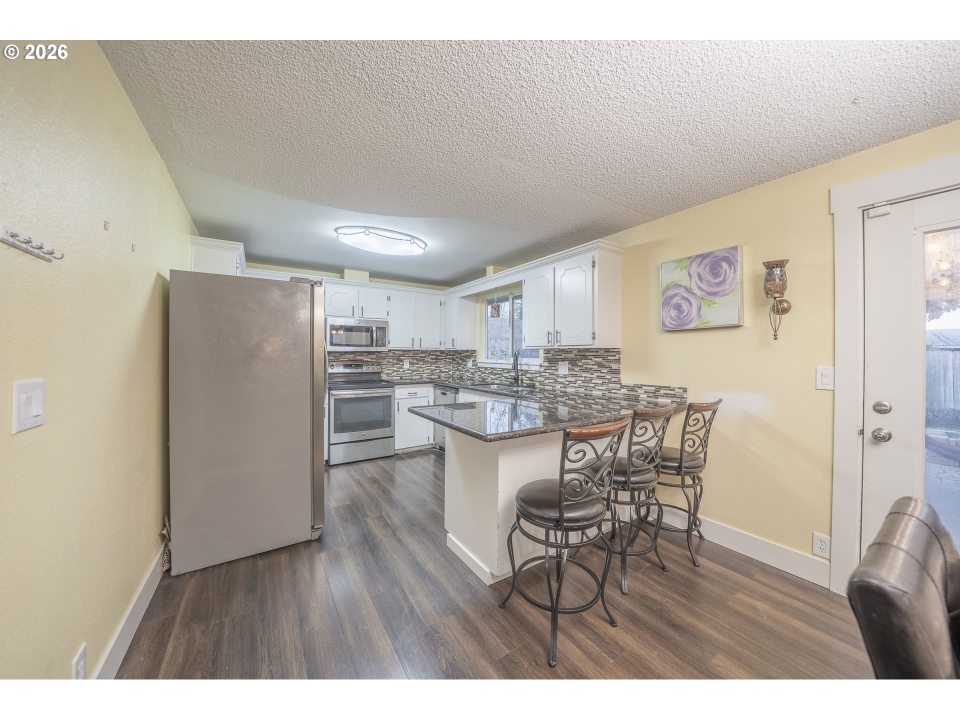 821 Johnson Street Woodburn, OR 97071 - Photo 11 of 39