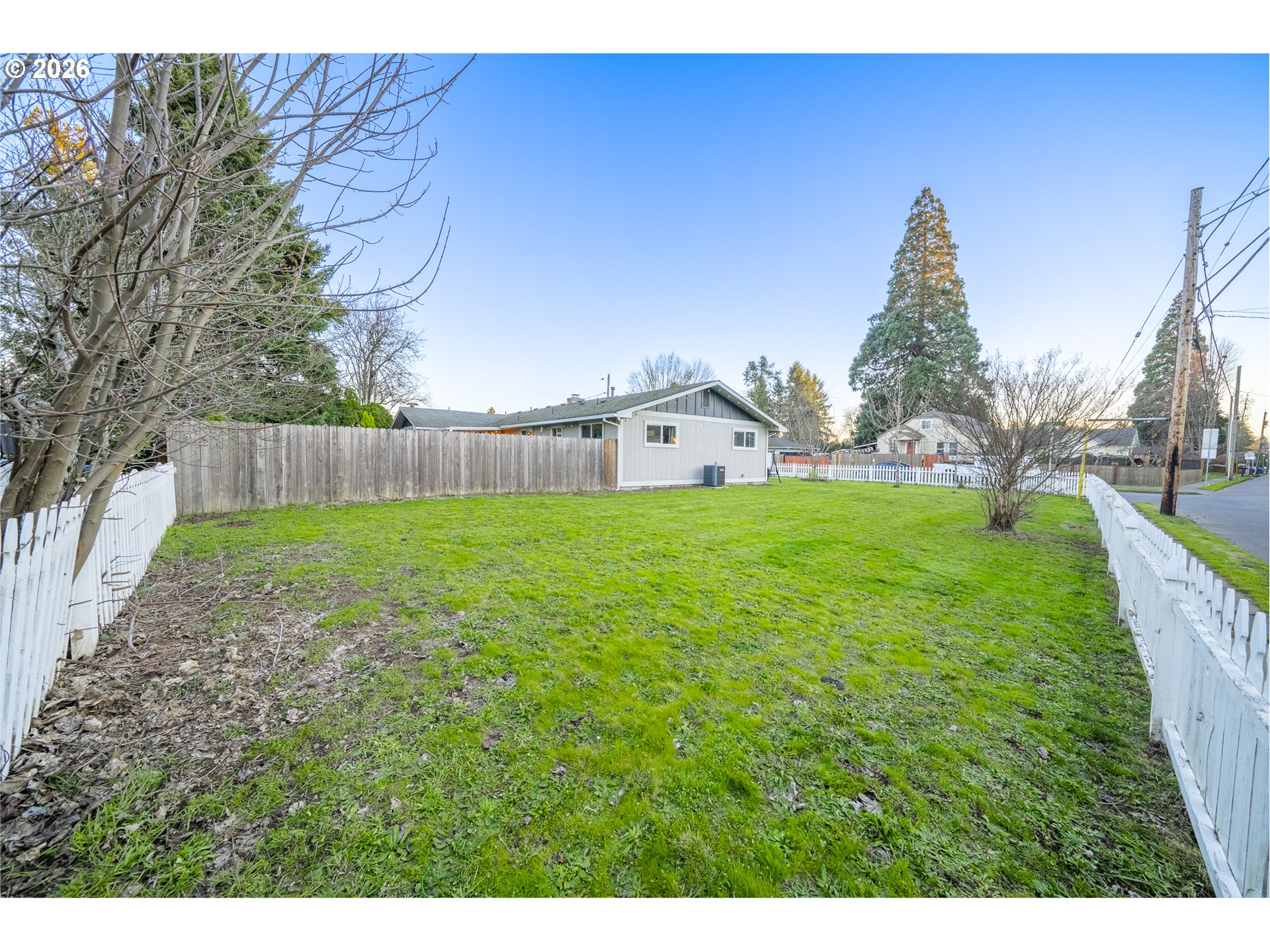 821 Johnson Street Woodburn, OR 97071 - Photo 35 of 39